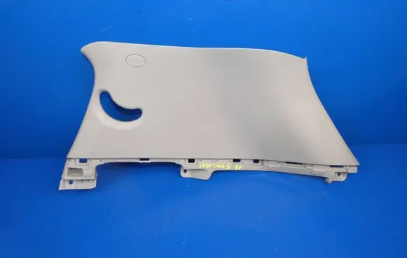KIA Sportage (D)pillar trim (top) 