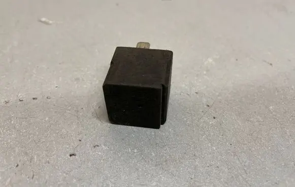 Opel Zafira B Other relay 13171831