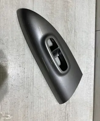Nissan Juke I F15 Front door window switch trim 809601k113a
