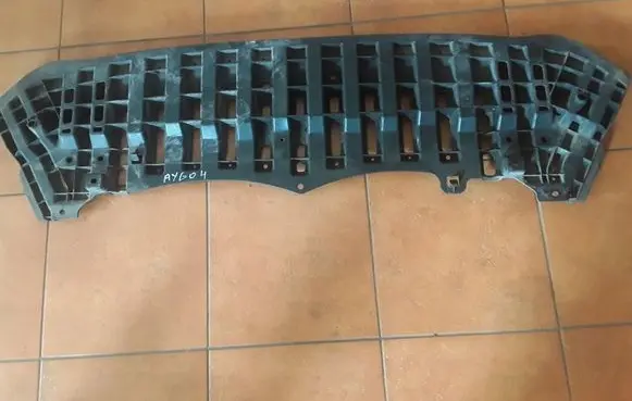 Toyota Aygo AB40 Engine splash shield/under tray 526180H030