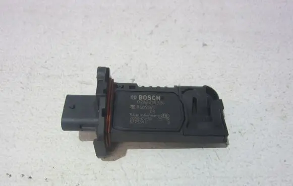 BMW X3 G01 Mass air flow meter 13628605565