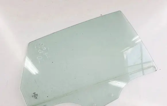 Audi A3 8Y Rear windscreen/windshield window 43R000369 E000137 DOT782M61315AS2