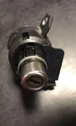 BMW 3 E90 E91 Tailgate exterior lock 7167321
