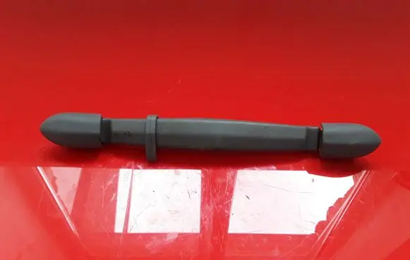 Hyundai Trajet Rear interior roof grab handle NOCODE