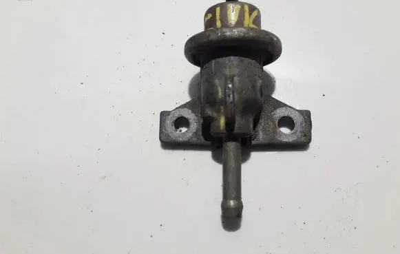 Fuel pressure sensor