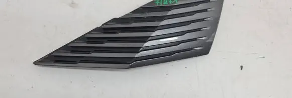 Peugeot 5008 II Front bumper lower grill 9836826977