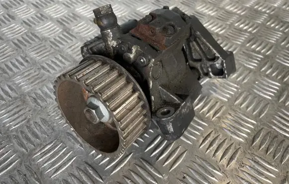 Renault Scenic III - Grand scenic III Fuel injection high pressure pump 8200430599 A2C20000754 82286029