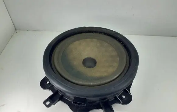 Audi A3 S3 8P Front door speaker 8P0035411B 7606500214
