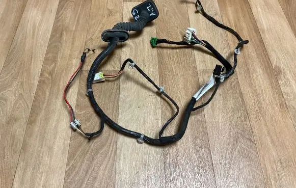 Volvo S40, V40 Front door wiring loom 30887289 790029 V72890F0