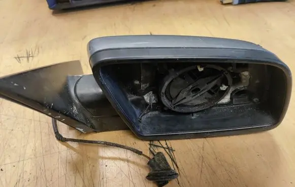 BMW 5 E60 E61 Manual wing mirror 