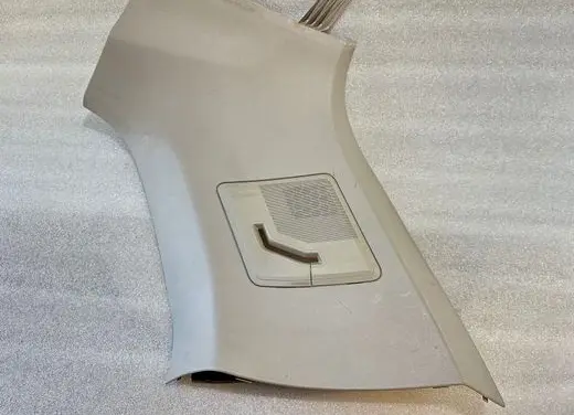 Volvo XC90 Seat belt trim 8641273