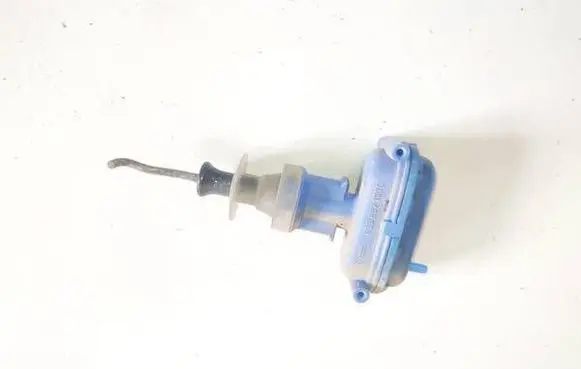 Audi 80 90 S2 B4 Central locking vacuum pump 893862153d