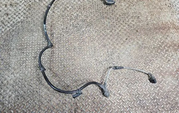 Volkswagen Tiguan Allspace Rear ABS sensor wiring 6X0973722B 8E0973702