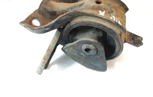 Hyundai Sonata Engine mount bracket 218343K000