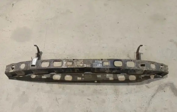Nissan Serena Front bumper cross member