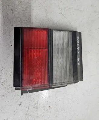 Volkswagen PASSAT B3 Tailgate rear/tail lights 357945107