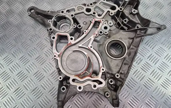 Mercedes-Benz E A207 Timing chain cover R2720151202