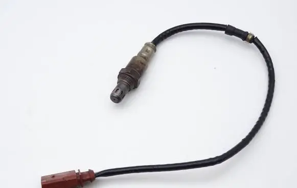 Volkswagen Golf V Lambda probe sensor 03C906262Q