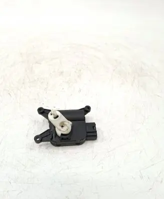 Volkswagen PASSAT CC Air flap motor/actuator 3C1907511