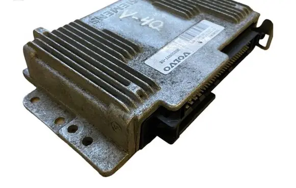 Volvo S40 Engine control unit/module 308509970B S113727101E