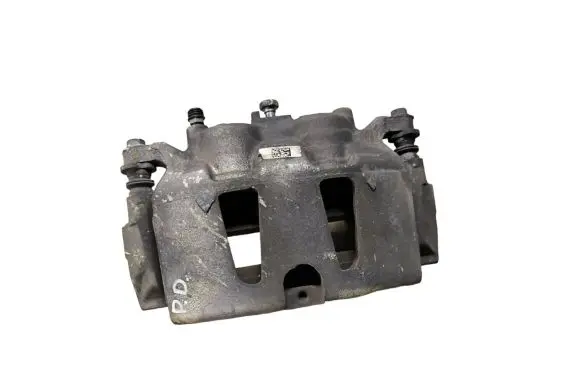 Chrysler Pacifica Front brake caliper 17986801