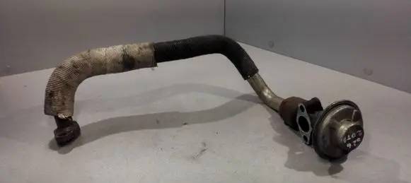 Mazda 626 EGR valve K5T57880