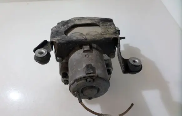 Audi A4 S4 B5 8D ABS Pump 0130108048