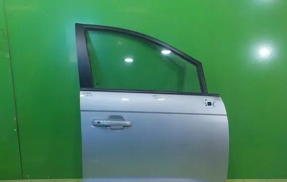 SsangYong Rodius Front door PRZOD PRAWE