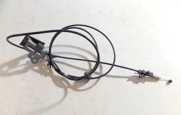 Honda FR-V Engine bonnet/hood lock release cable 7D17SJDL
