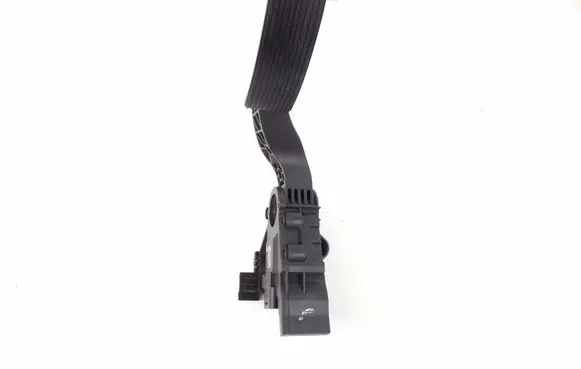 Infiniti Q30 Accelerator throttle pedal A2463001904