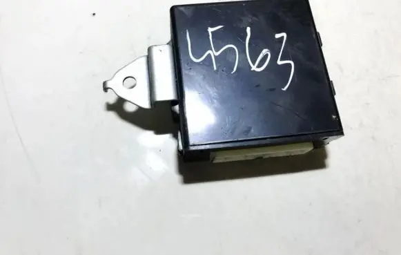 Toyota Corolla Verso AR10 Alarm control unit/module 081900f810 08190-0f810