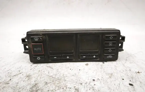 Audi A4 S4 B5 8D Climate control unit 5HB00760800 4K0820043B