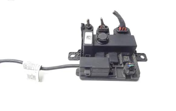 BMW 3 F30 F35 F31 Ignition amplifier control unit 7633242