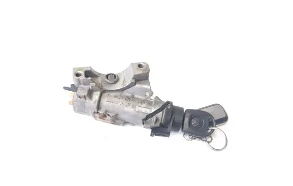 Volkswagen Fox Ignition lock 4B0905851N