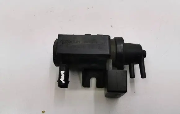 Vacuum valve