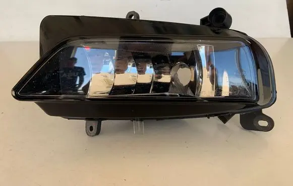 Audi A5 8T 8F Front fog light 8T0941699D