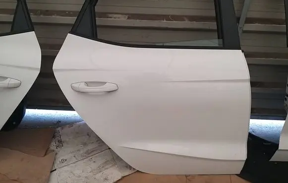 Seat Ibiza V (KJ) Rear door