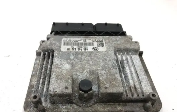 Volkswagen PASSAT B6 Engine control unit/module ECU 03G906021AN