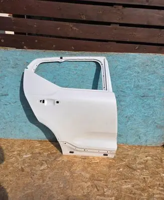Volvo XC40 Rear door 