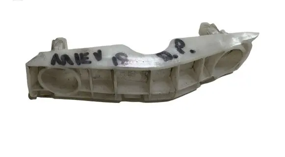 Mitsubishi i-MiEV Fender mounting bracket 2D8Y
