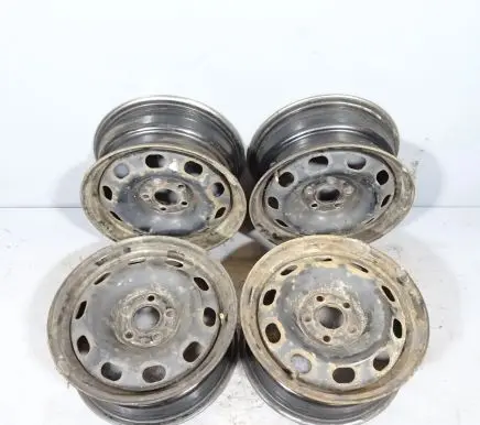 Volkswagen Golf IV R14 steel rim 