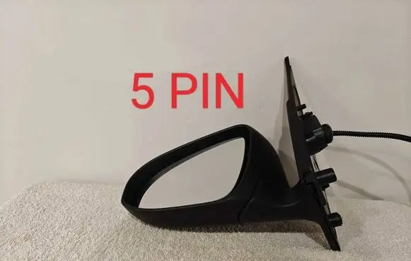 Toyota Aygo AB40 Front door electric wing mirror E30318147