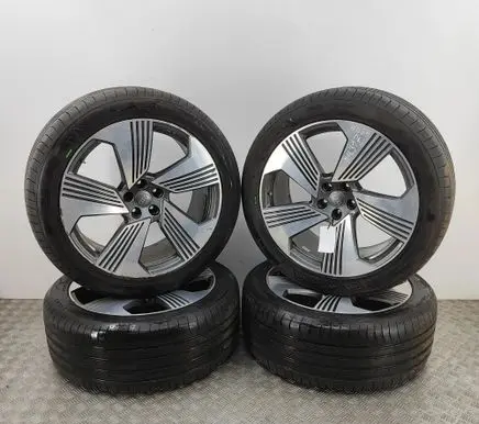 Audi e-tron R21 alloy rim 4KE601025F