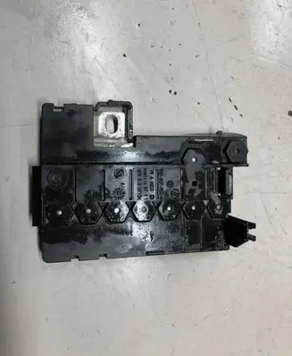 Skoda Roomster (5J) Fuse module 6R0937550A