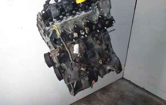 Nissan X-Trail T32 Engine C003743 8201567299 R9M