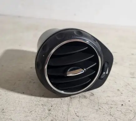 Alfa Romeo 147 Dashboard side air vent grill/cover trim