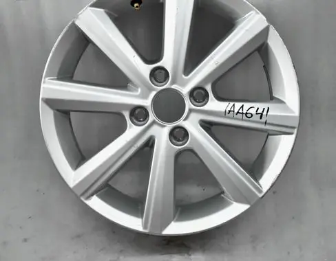 Volkswagen Up R15 alloy rim 
