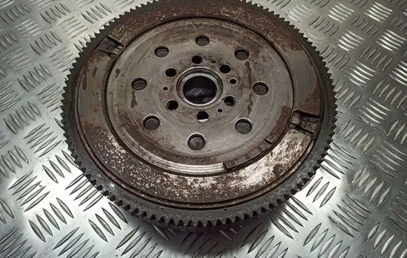 Opel Zafira B Dual mass flywheel 