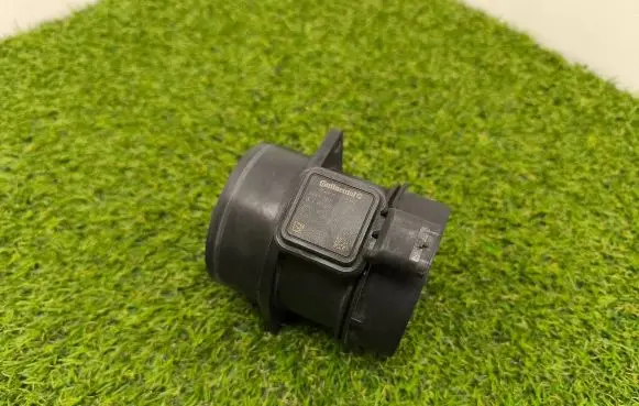 Mercedes-Benz C W204 Mass air flow meter A6510900248 5WK97817 037033491