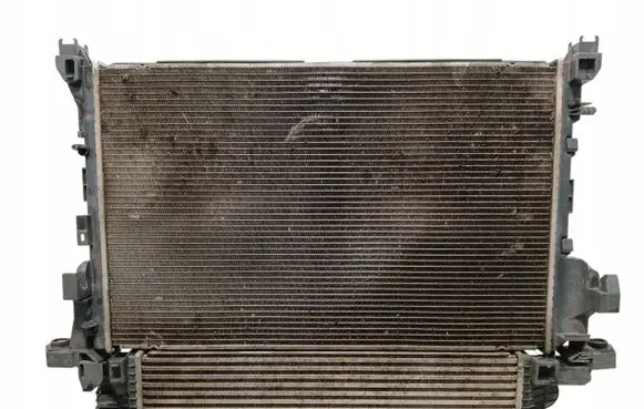Renault Megane I Coolant radiator